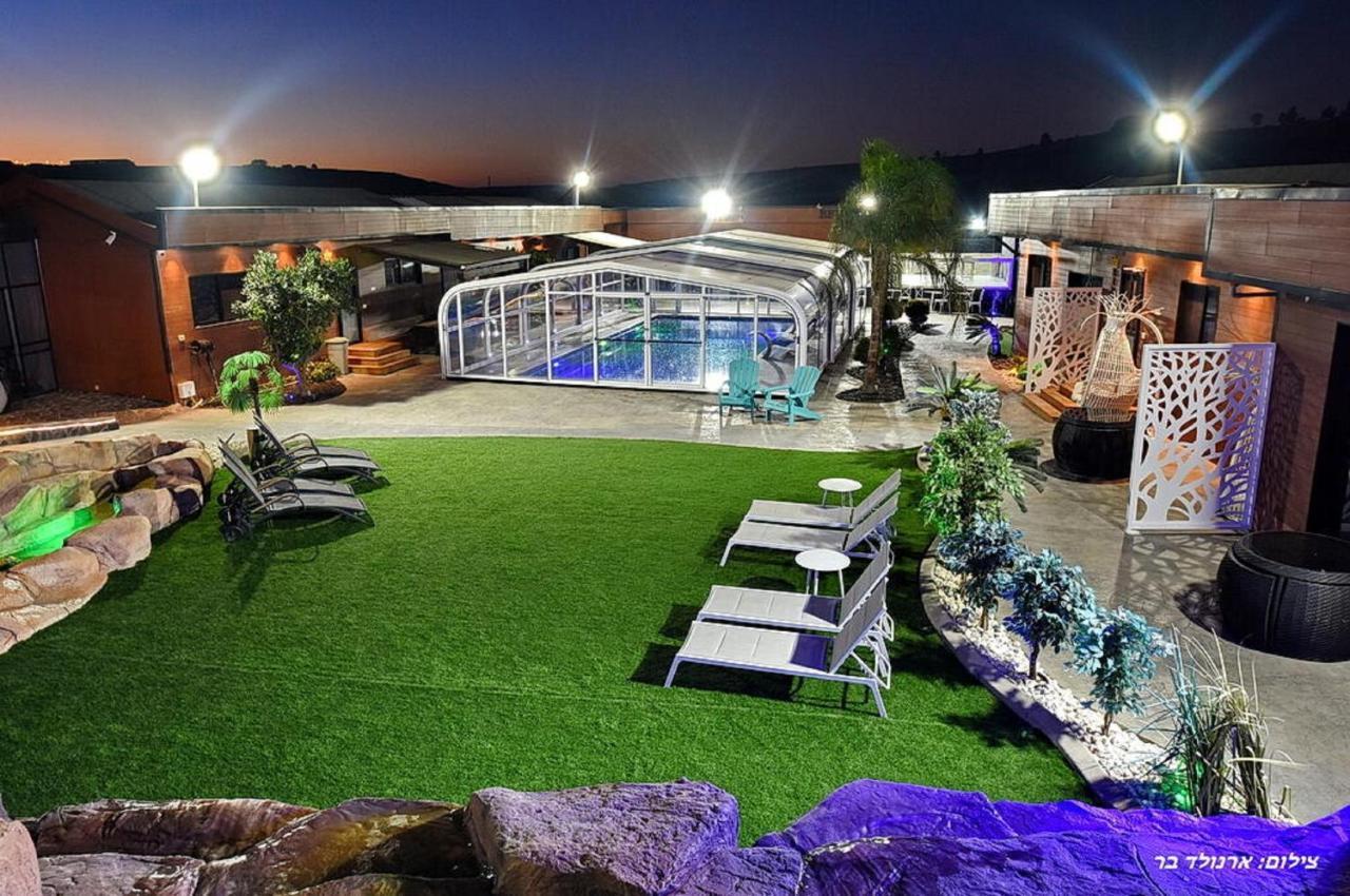 אוטופיה בצפון - מתחם אירוח מפואר Hotel Dalton Bagian luar foto