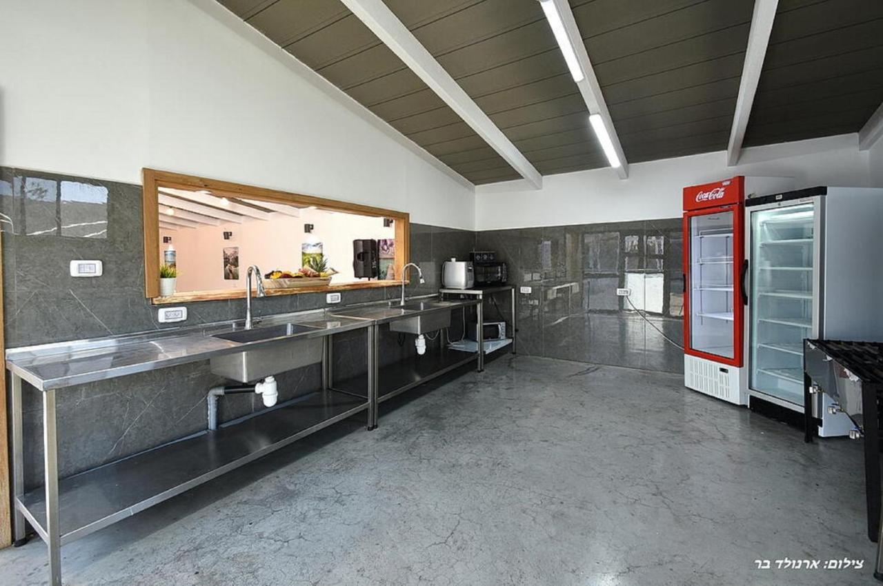אוטופיה בצפון - מתחם אירוח מפואר Hotel Dalton Bagian luar foto