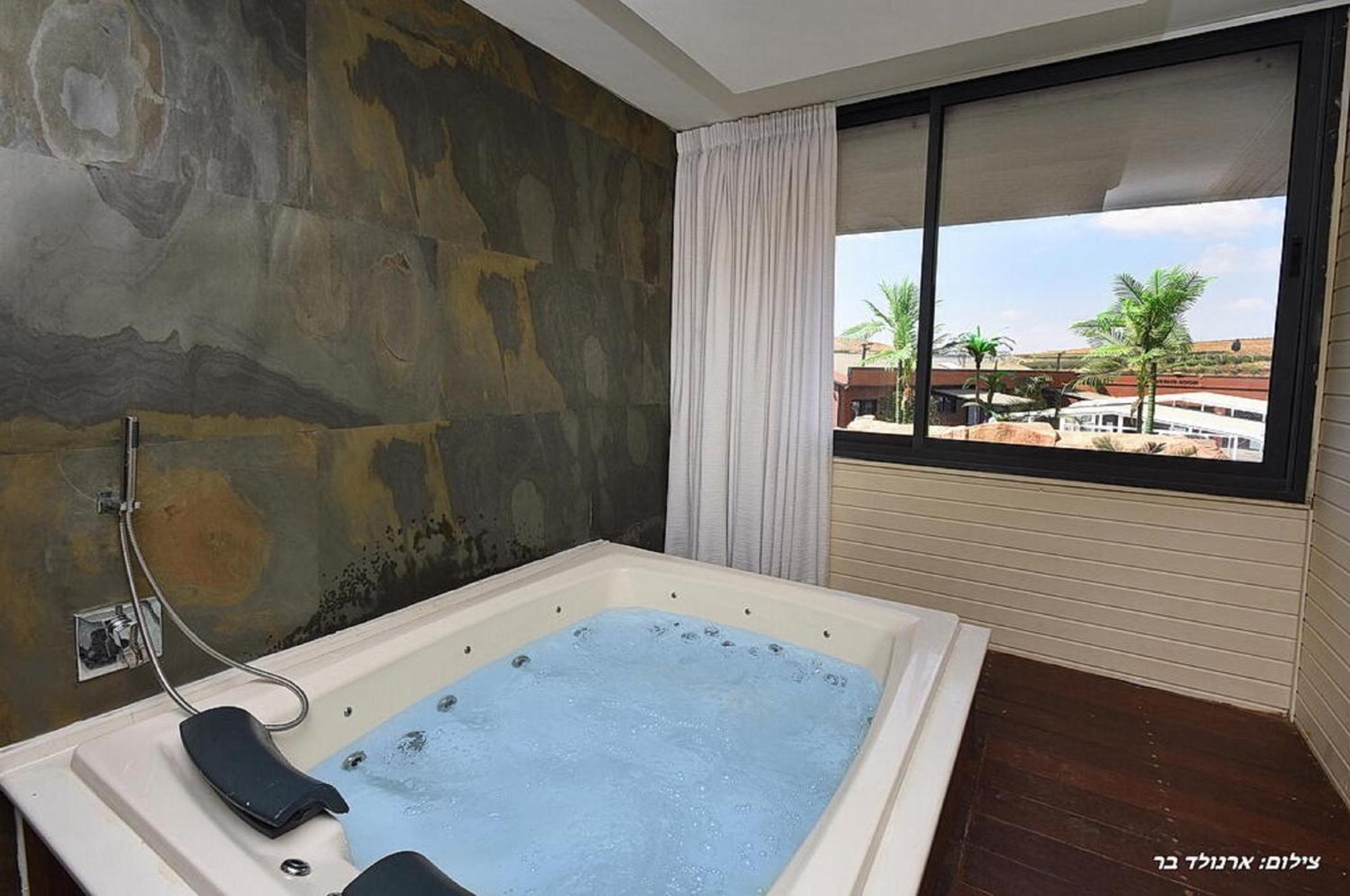 אוטופיה בצפון - מתחם אירוח מפואר Hotel Dalton Bagian luar foto