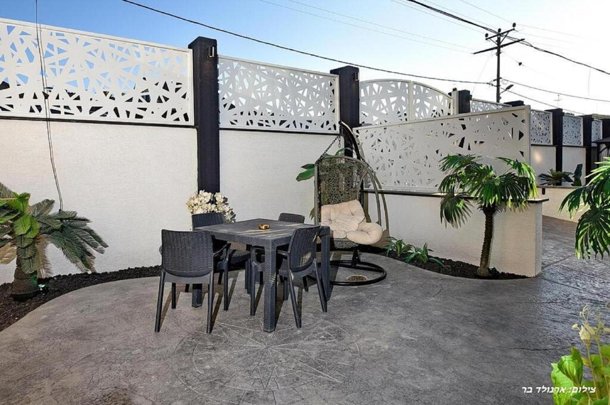 אוטופיה בצפון - מתחם אירוח מפואר Hotel Dalton Bagian luar foto